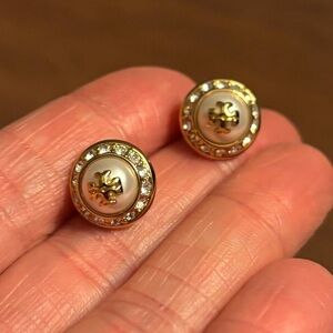 NWOT Tory Burch Pearl Earrings